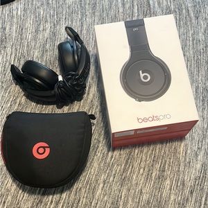 All black beats executive pros